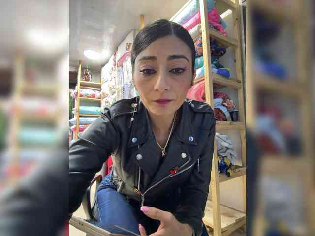 Bella-152 webcam