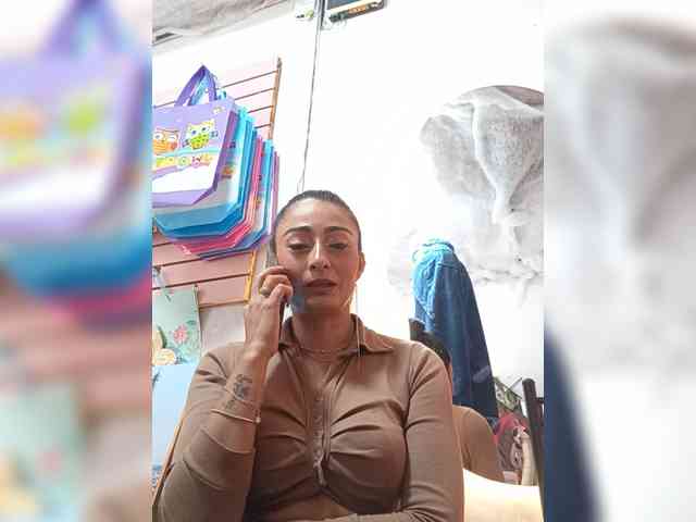 Bella-152 webcam