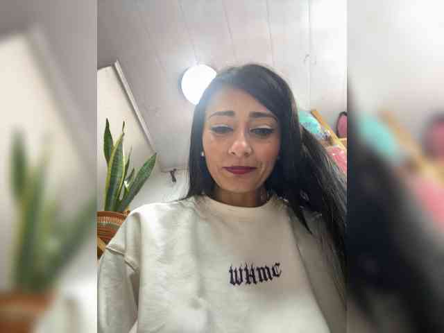 Bella-152 webcam