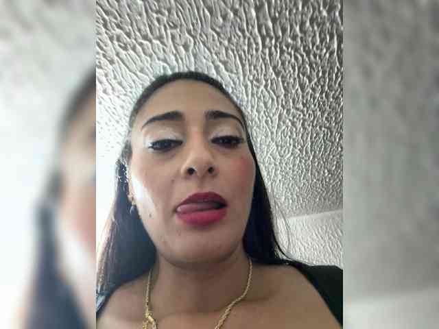 Bella-152 webcam