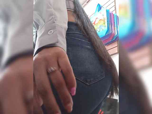 Bella-152 webcam