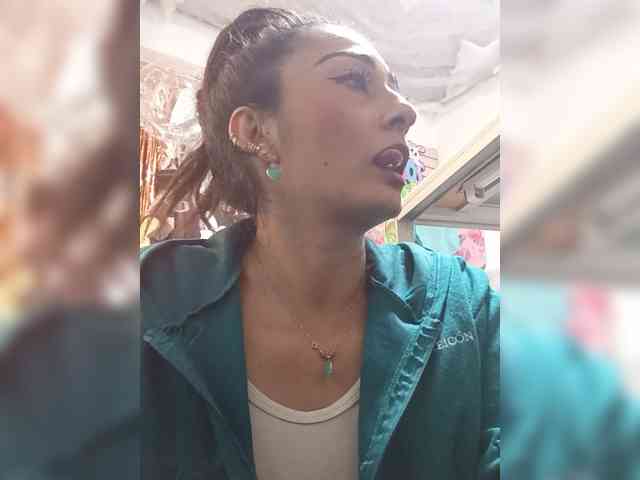 Bella-152 webcam