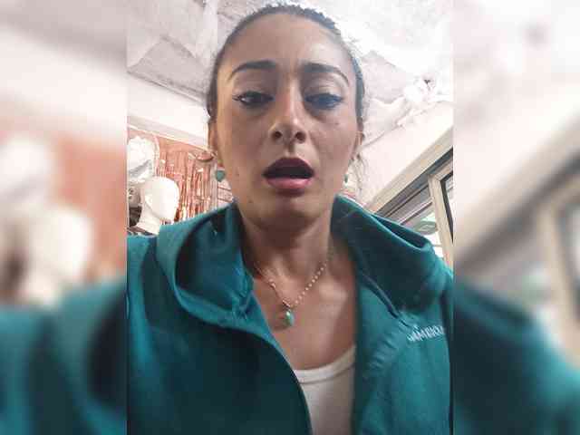 Bella-152 webcam