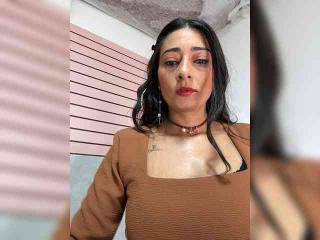 Bella-152 webcam