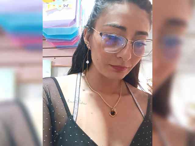 Bella-152 webcam
