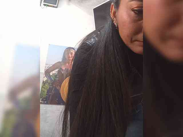 Bella-152 webcam