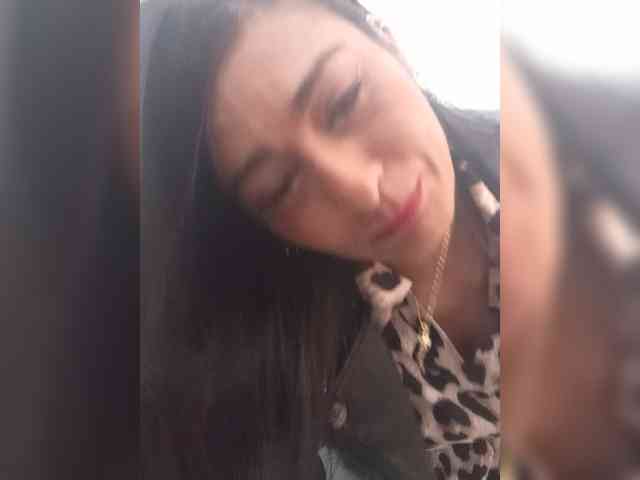 Bella-152 webcam