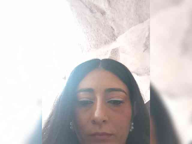Bella-152 webcam