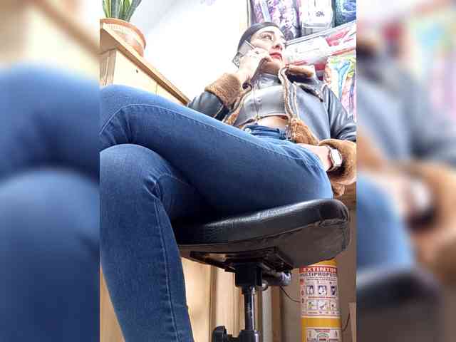 Bella-152 webcam