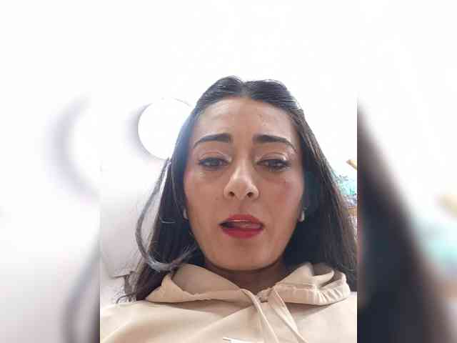 Bella-152 webcam