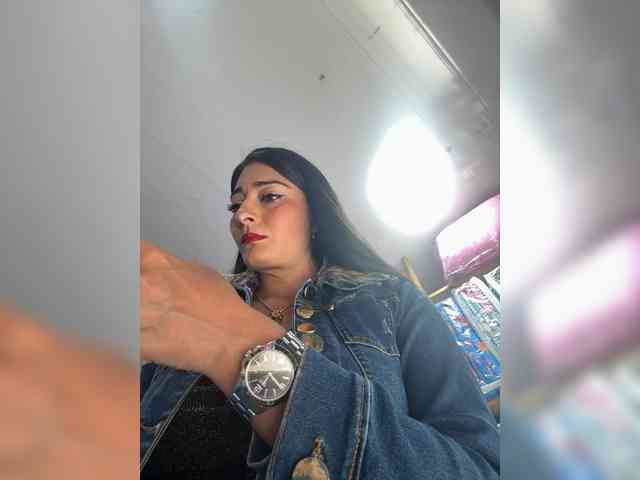 Bella-152 webcam