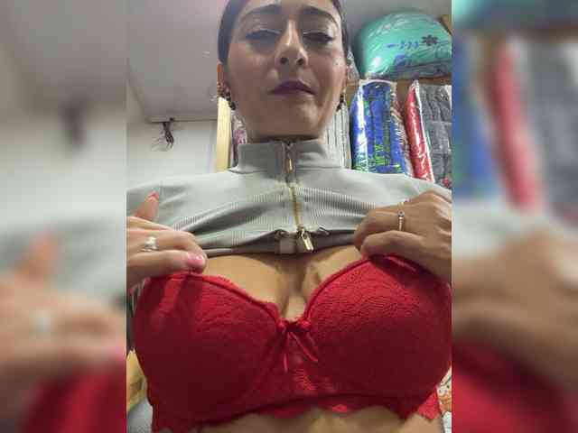 Bella-152 webcam