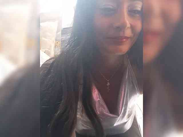Bella-152 webcam