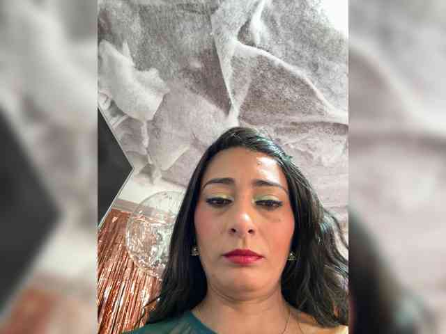 Bella-152 webcam