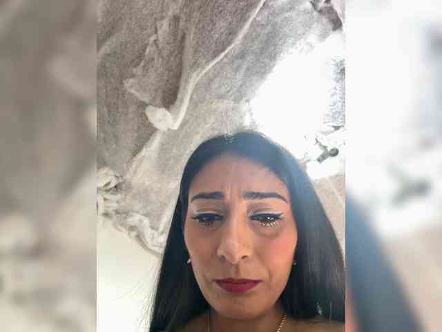 Bella-152 webcam