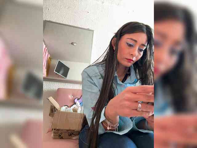 Bella-152 webcam