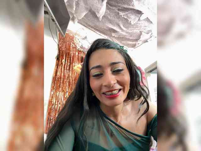 Bella-152 webcam