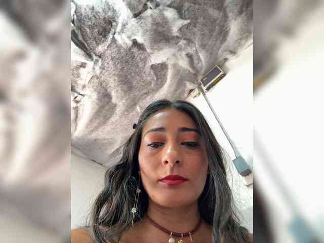 Bella-152 webcam