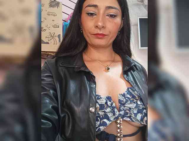 Bella-152 webcam