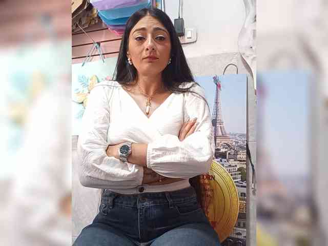 Bella-152 webcam