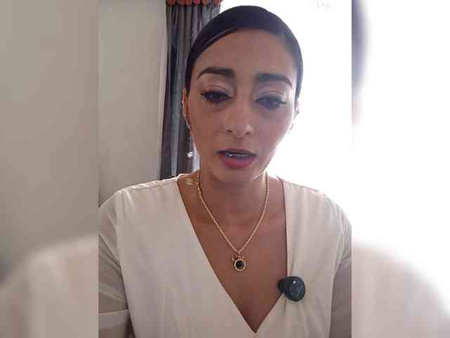 Bella-152 webcam