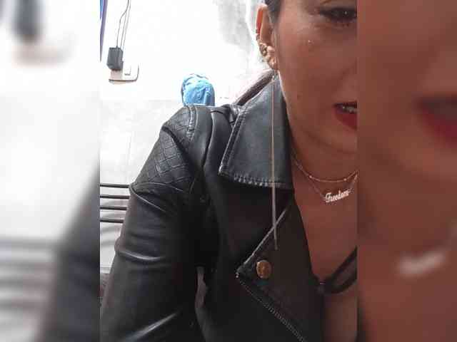 Bella-152 webcam