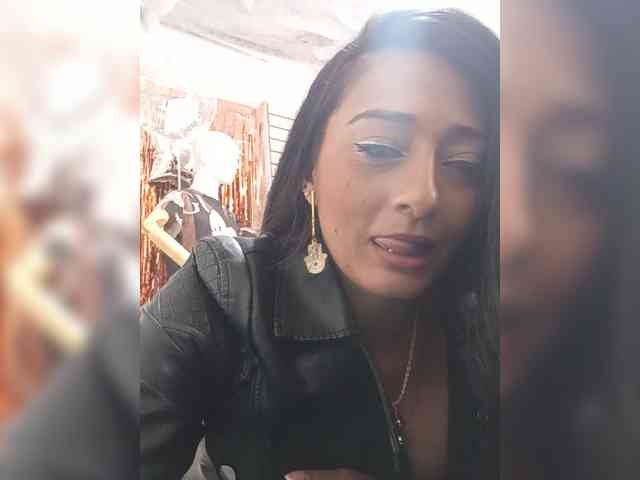 Bella-152 webcam