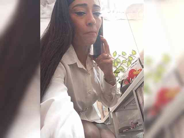 Bella-152 webcam