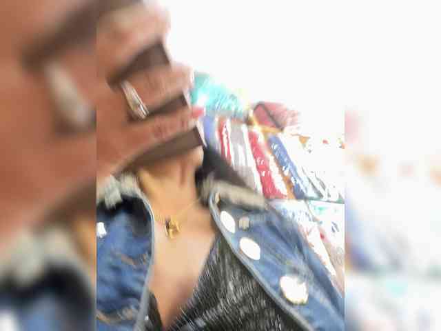 Bella-152 webcam