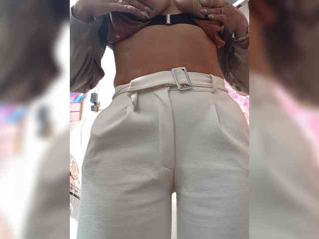 Bella-152 webcam