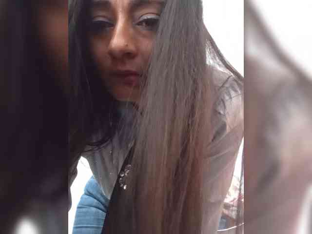 Bella-152 webcam