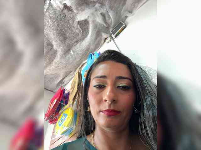 Bella-152 webcam