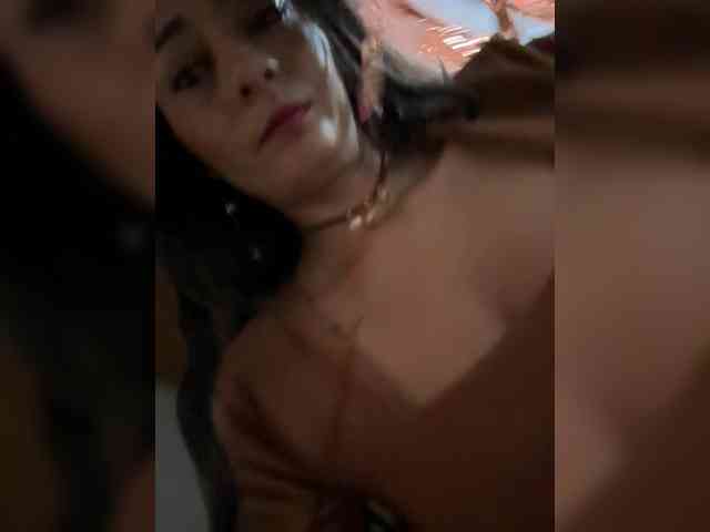 Bella-152 webcam