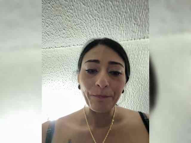 Bella-152 webcam