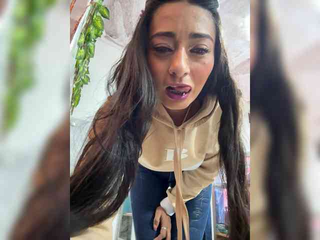 Bella-152 webcam