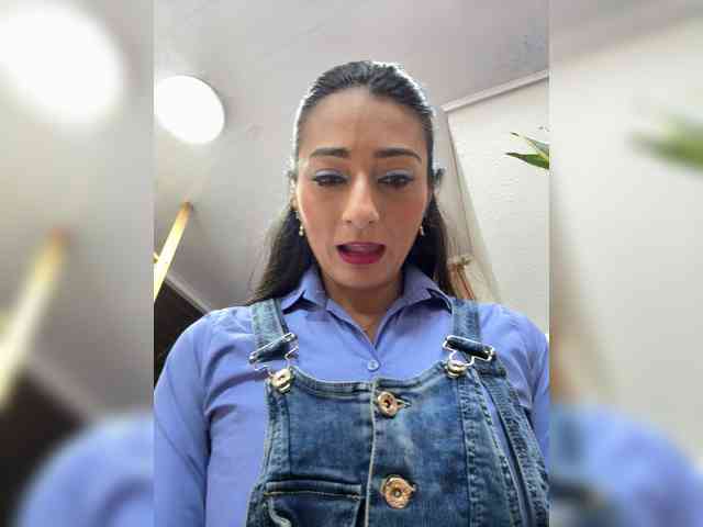 Bella-152 webcam
