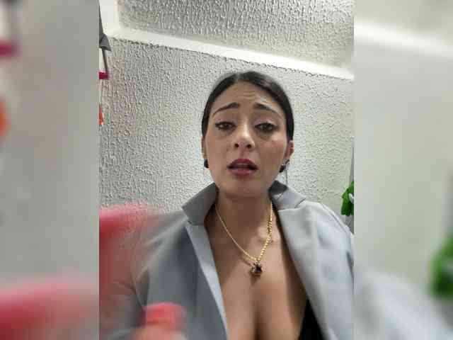 Bella-152 webcam