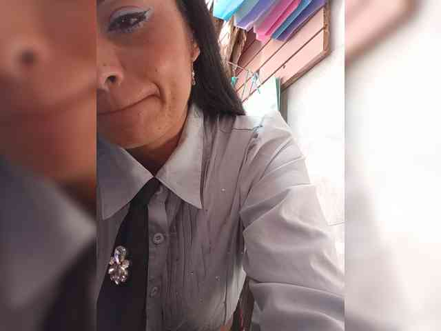 Bella-152 webcam