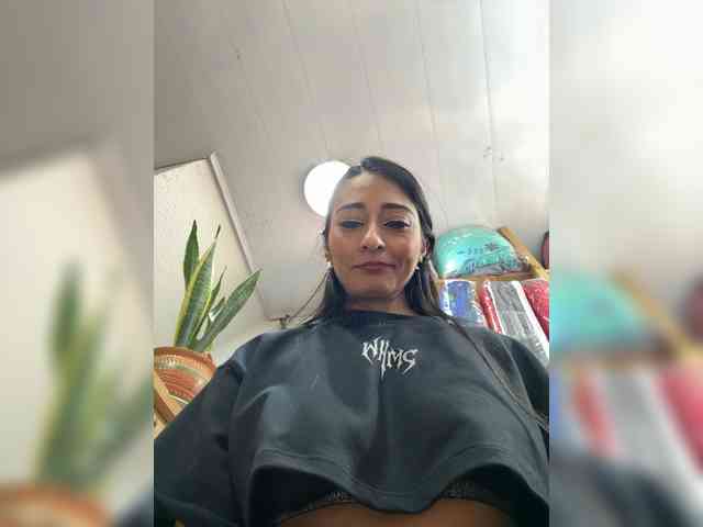 Bella-152 webcam