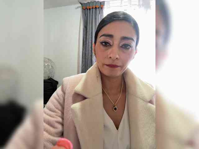 Bella-152 webcam