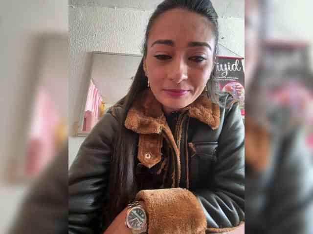 Bella-152 webcam