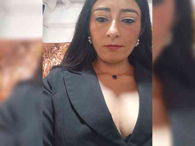 Bella-152 webcam