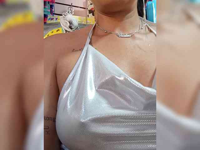 Bella-152 webcam