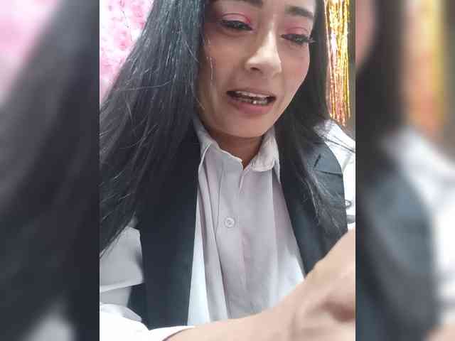 Bella-152 webcam