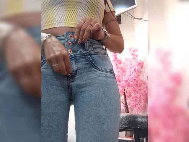 Bella-152 webcam