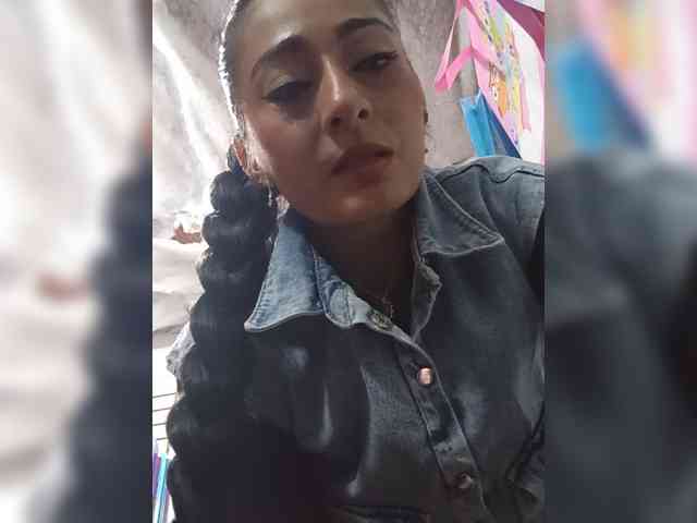 Bella-152 webcam