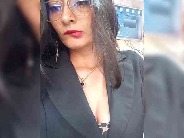 Bella-152 webcam