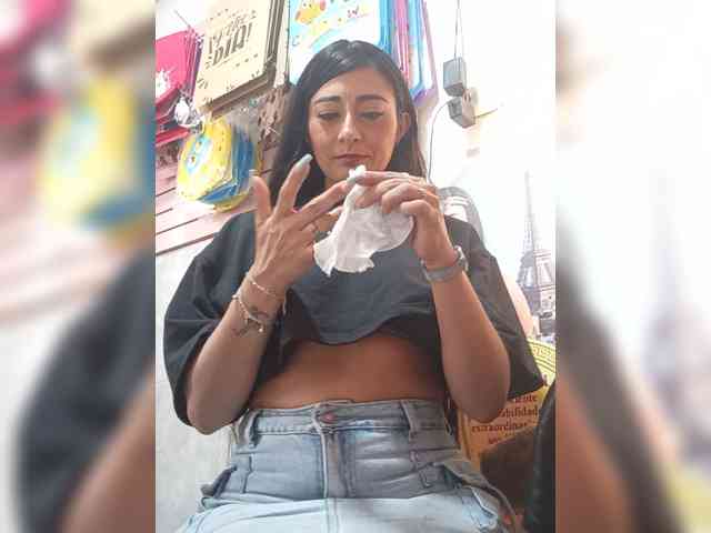 Bella-152 webcam