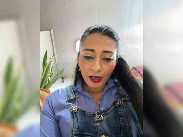 Bella-152 webcam