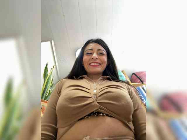 Bella-152 webcam